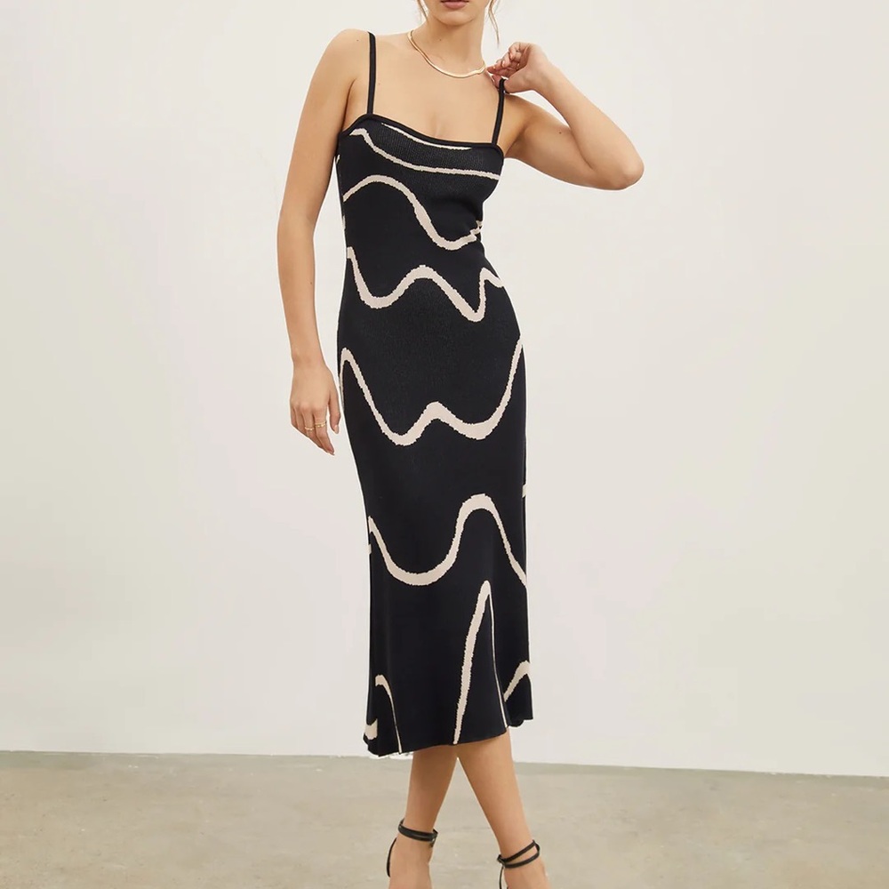 Wavy Print Strap Midi Dress Commense (NWT)